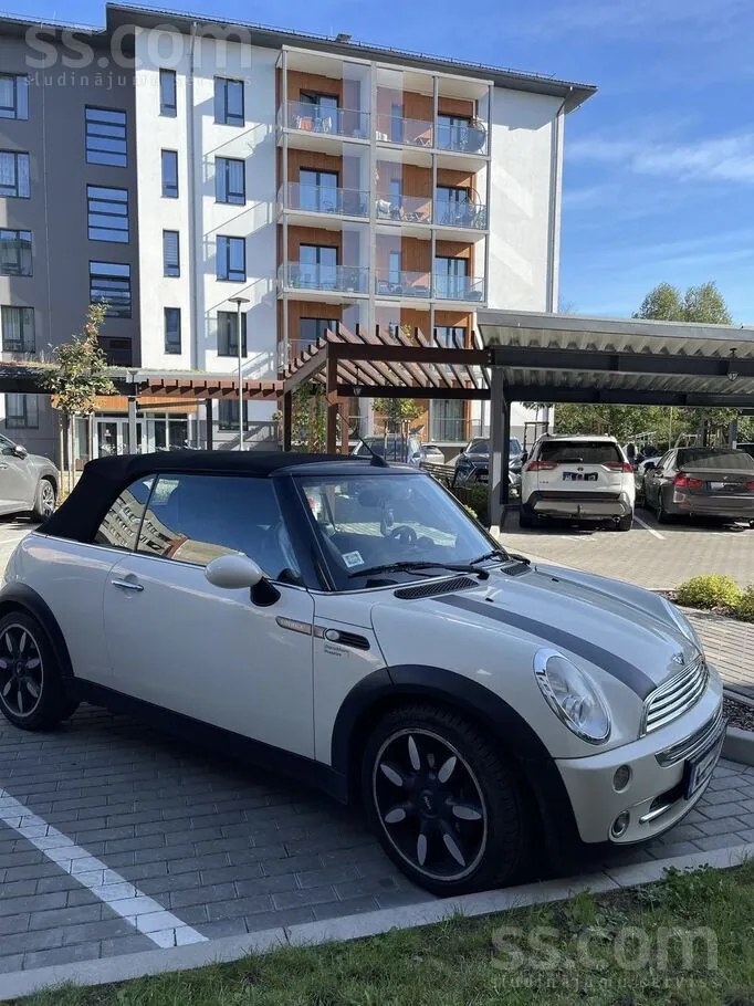 Mini One Cabrio 2008 photo 5