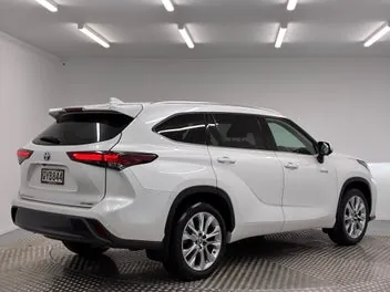 Toyota Highlander 2024 photo 4