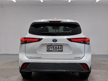 Toyota Highlander 2024 photo 5