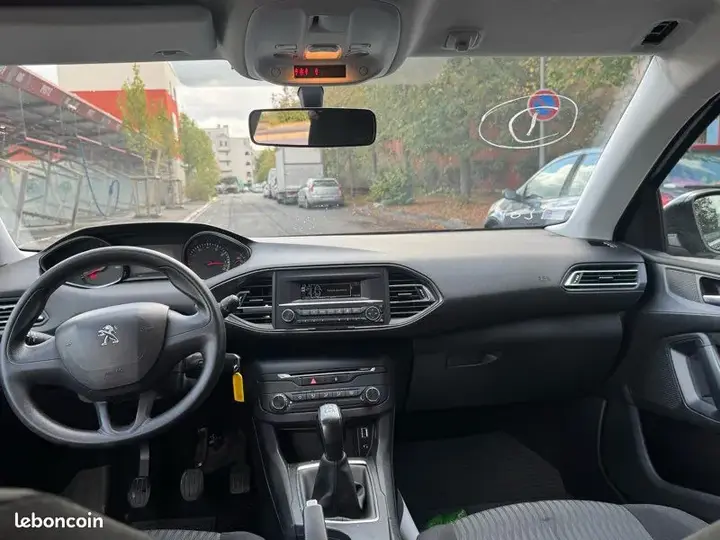 Peugeot 308 2016 photo 3