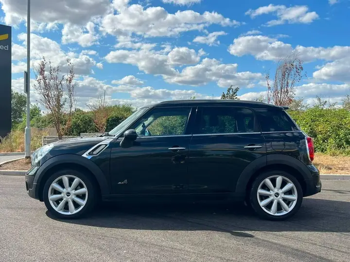 Mini Countryman 2012 photo 2