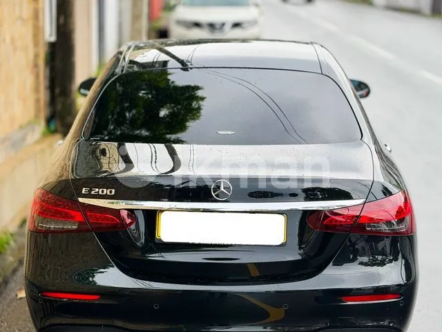 Mercedes-Benz E200 2015 photo 2