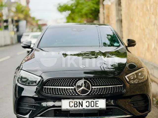 Mercedes-Benz E200