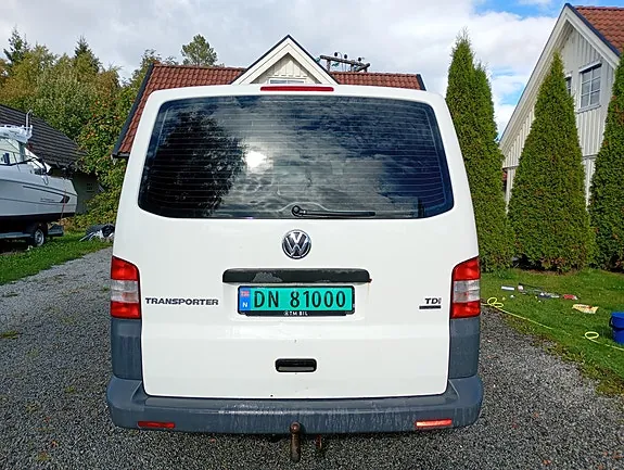 Volkswagen Transporter 2012 photo 2