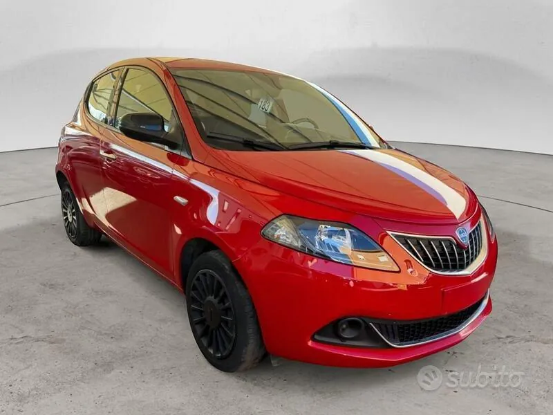 Lancia Ypsilon 2022 photo 2