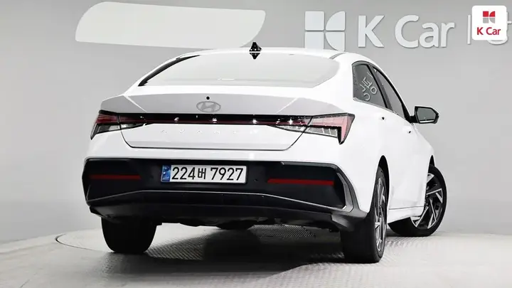 Hyundai Avante 2025 photo 2
