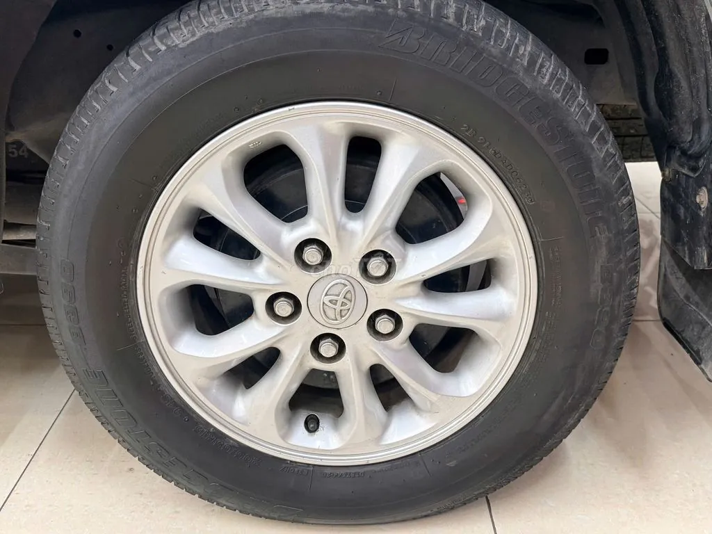 Toyota Innova 2014 photo 5