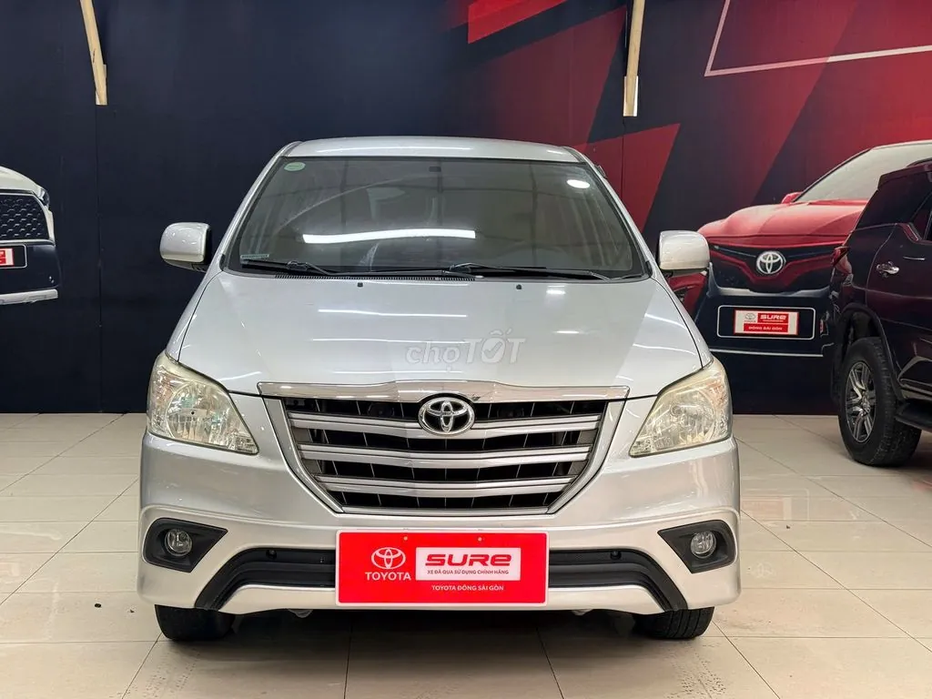 Toyota Innova 2014 photo 2