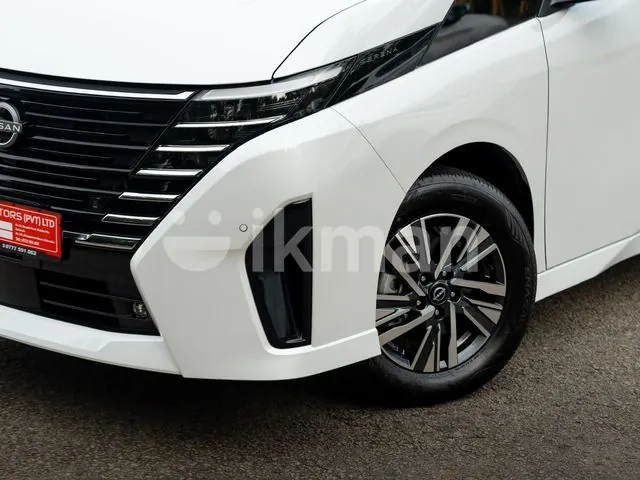 Nissan Serena 2025 photo 2