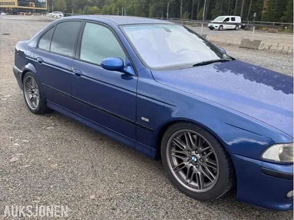 BMW M5 2002 photo 5