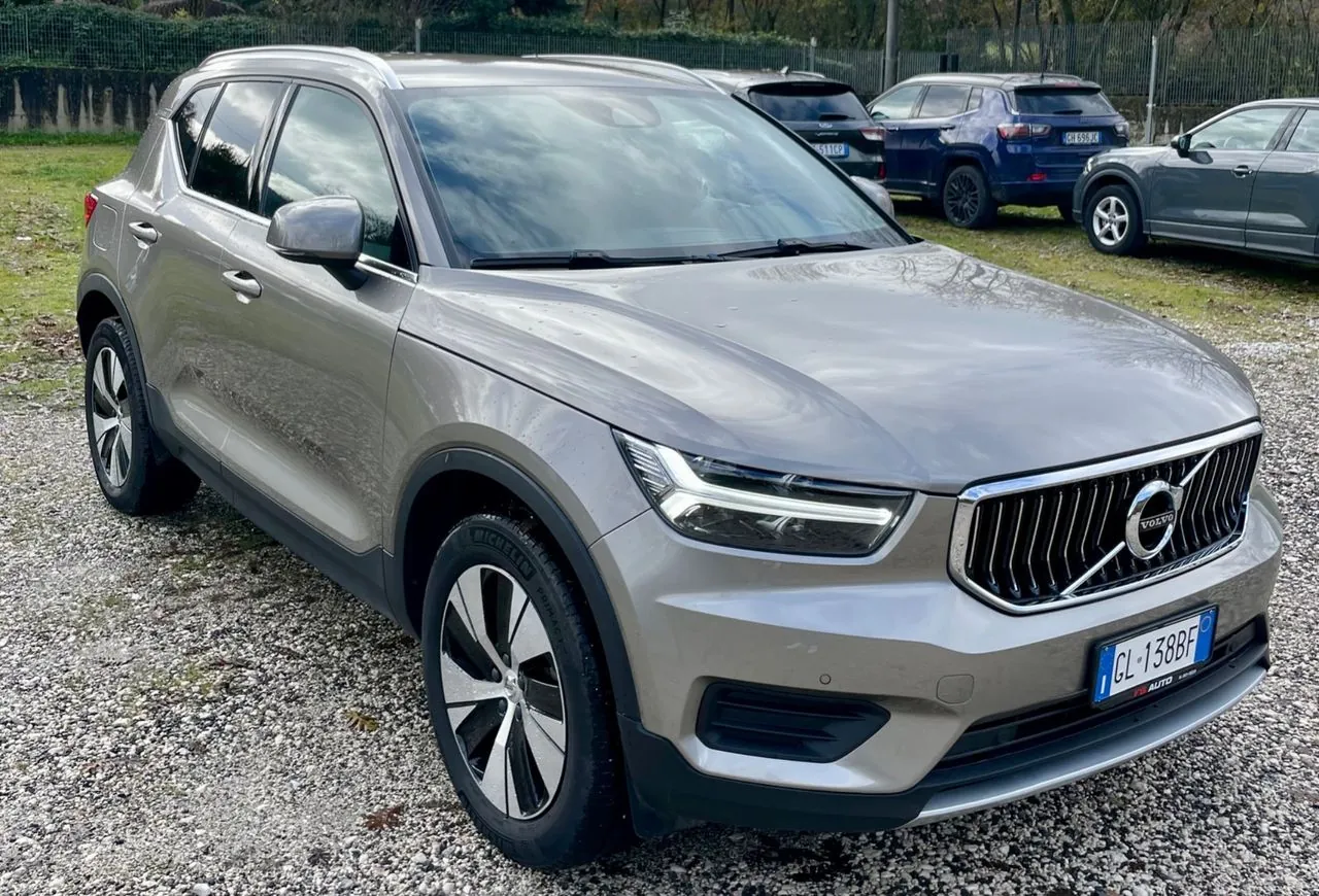 Volvo Xc40 2021 photo 2