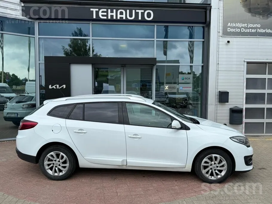 Renault Megane 2014 photo 2