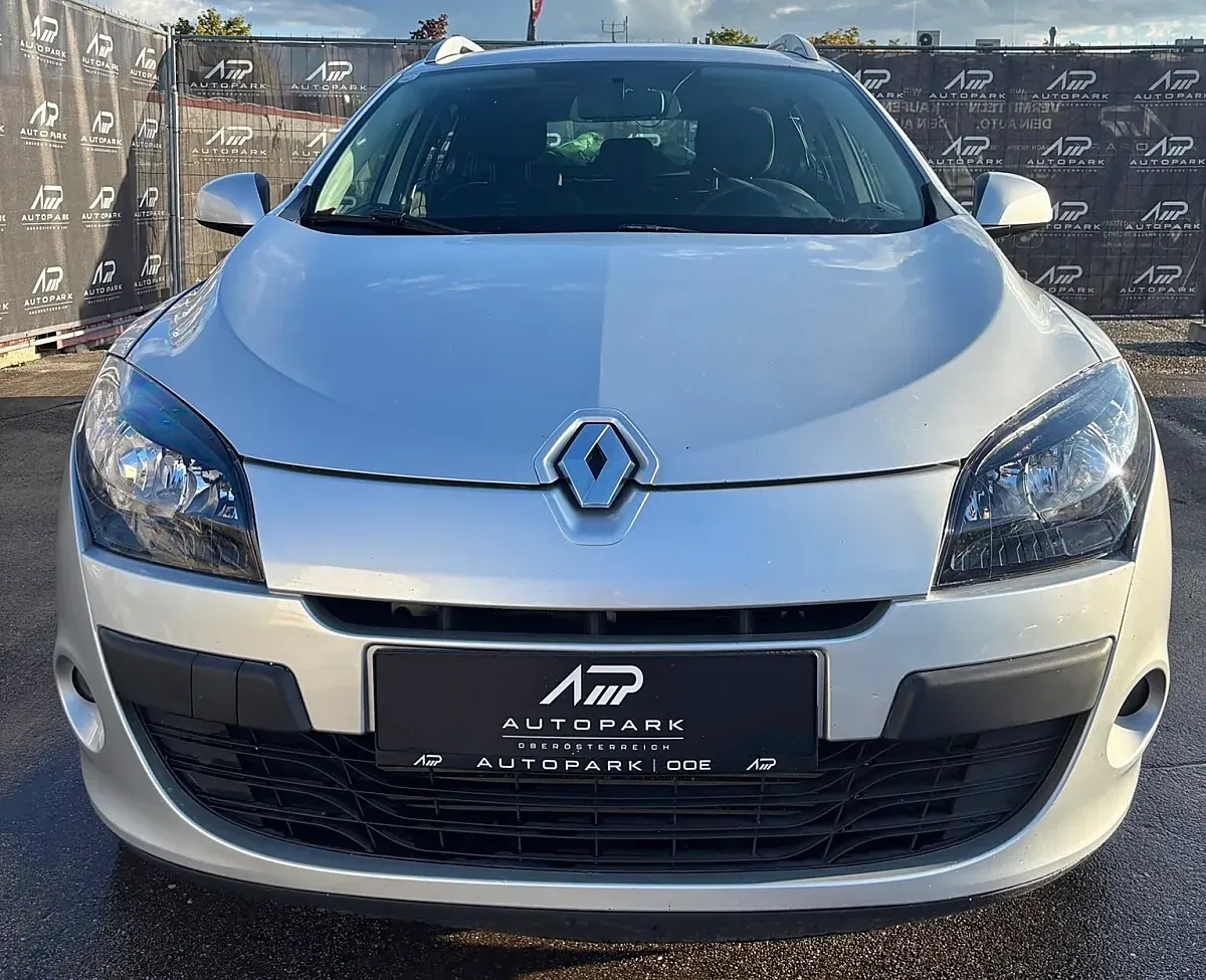 Renault Mégane 2010 photo 3