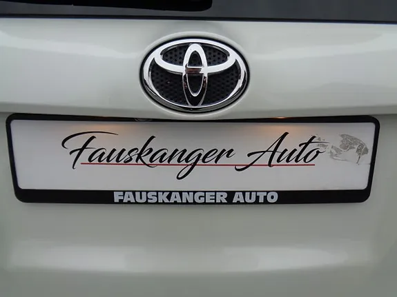Toyota Rav4 2016 photo 5