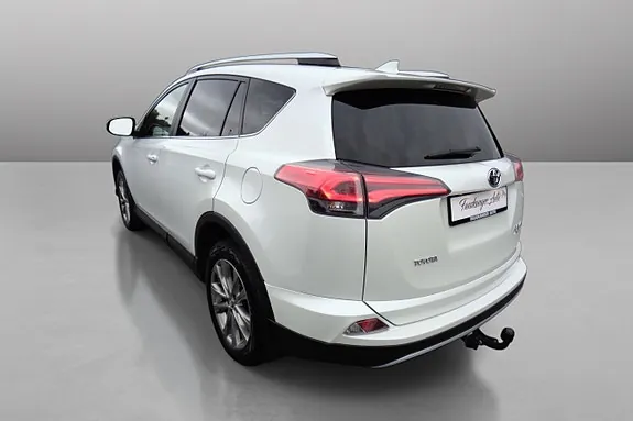 Toyota Rav4 2016 photo 3
