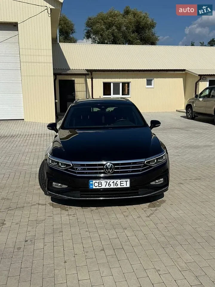 Volkswagen Passat 2022 photo 5