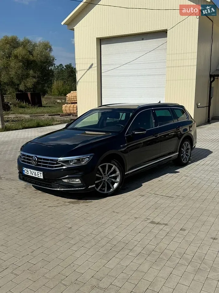 Volkswagen Passat 2022 photo 3