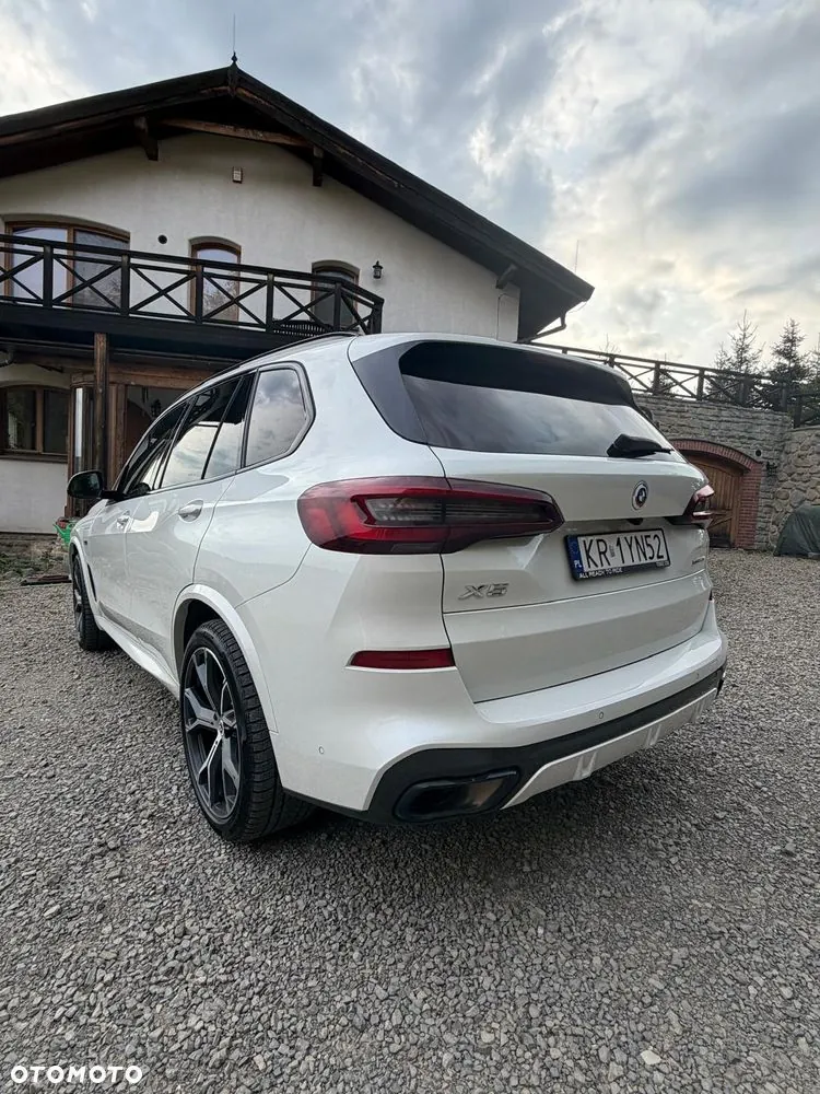BMW X5 2022 photo 2