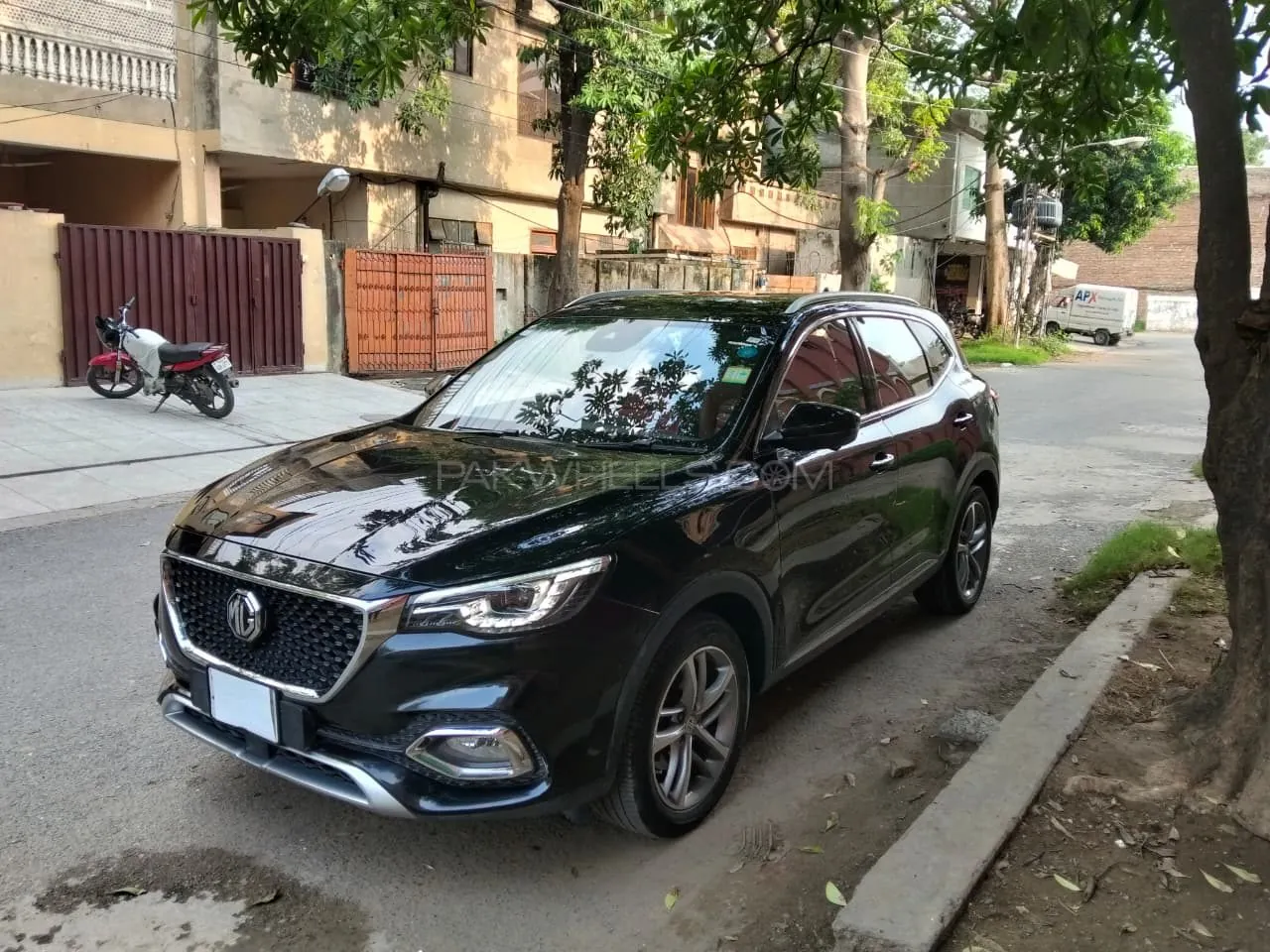 MG Hs