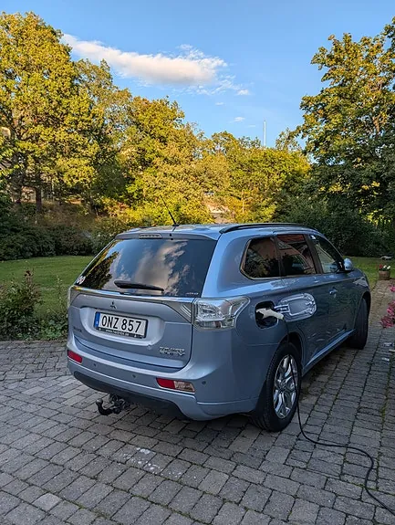 Mitsubishi Outlander 2014 photo 4