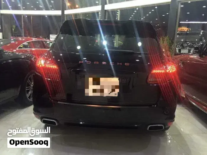 Porsche Cayenne 2013 photo 2