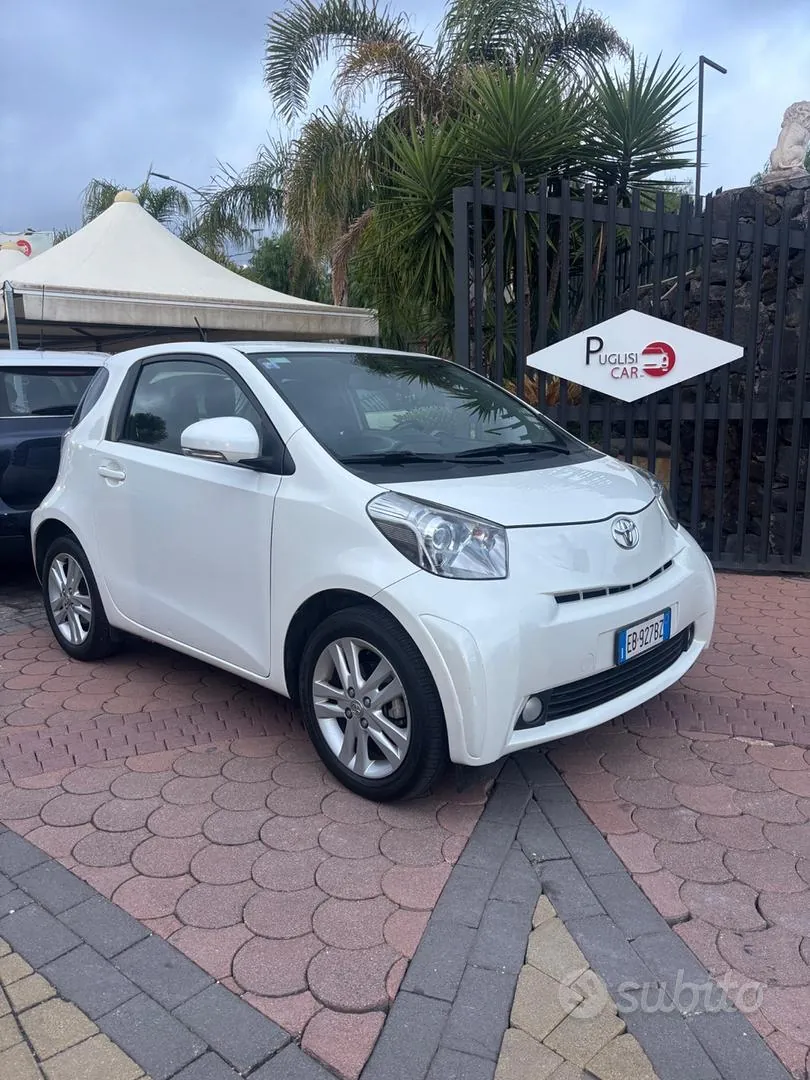 Toyota Iq