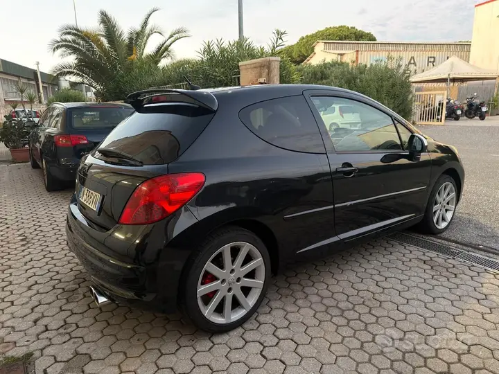 Peugeot 207 2008 photo 4