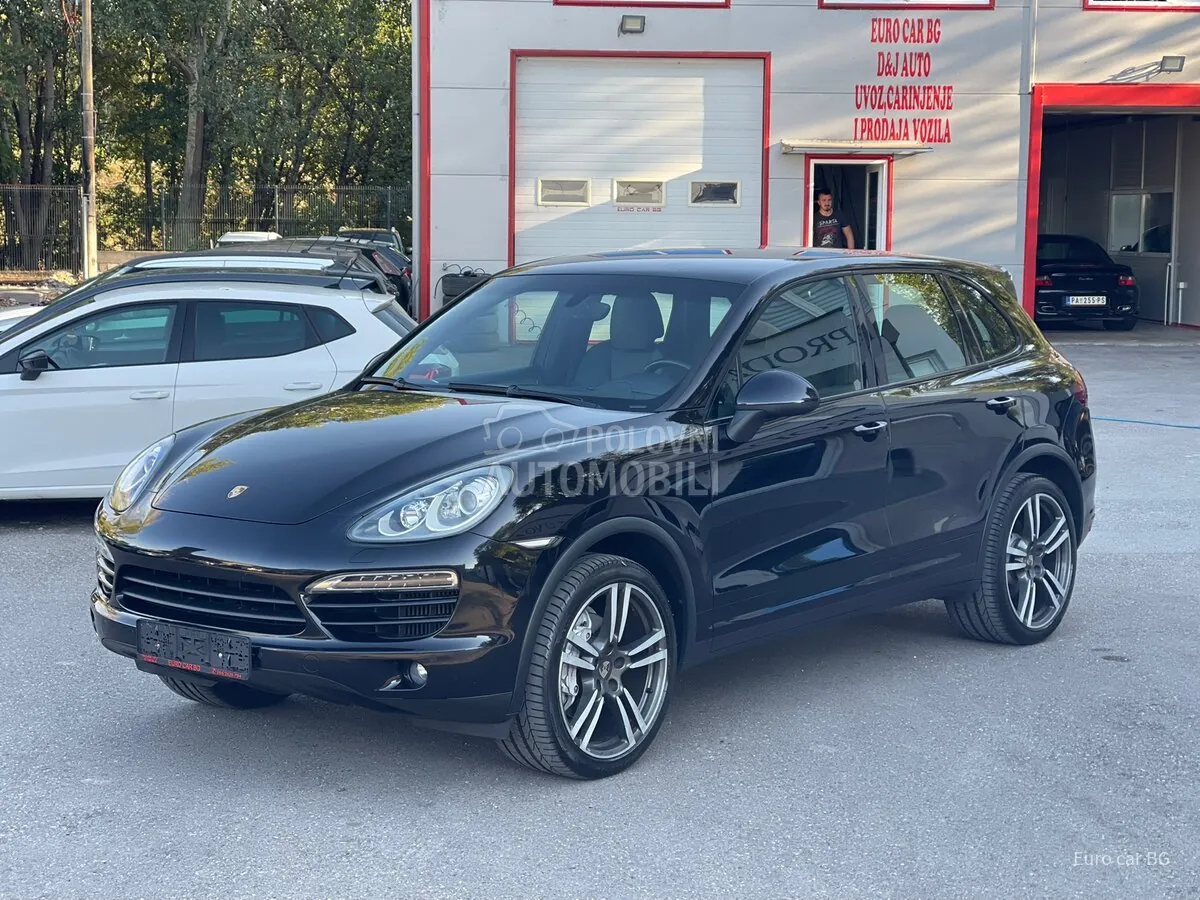 Porsche Cayenne 2012 photo 3