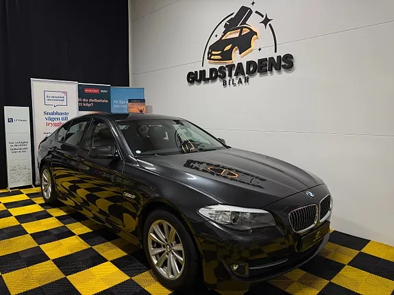 BMW 523I