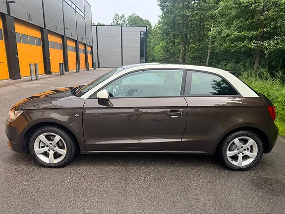 Audi A1 2013 photo 2