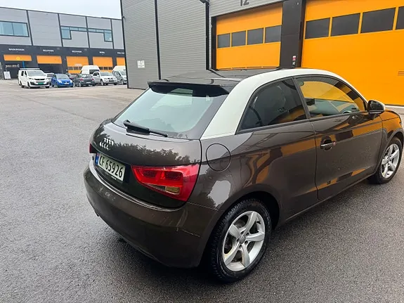 Audi A1 2013 photo 5