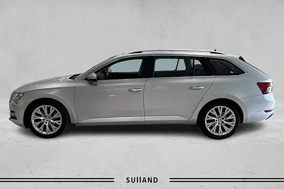 Skoda Superb 2021 photo 2