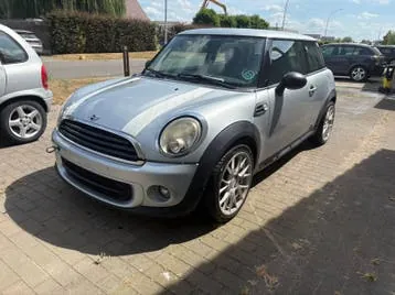 Mini One 2010 photo 3