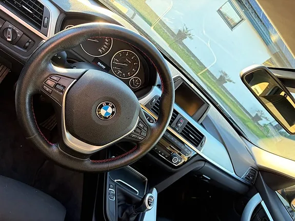 BMW 318D 2016 photo 4