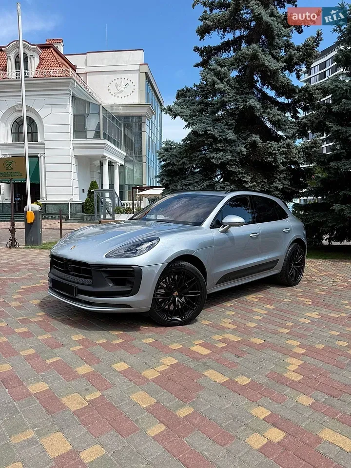 Porsche Macan
