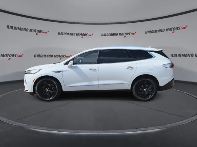 Buick Enclave 2024 photo 5