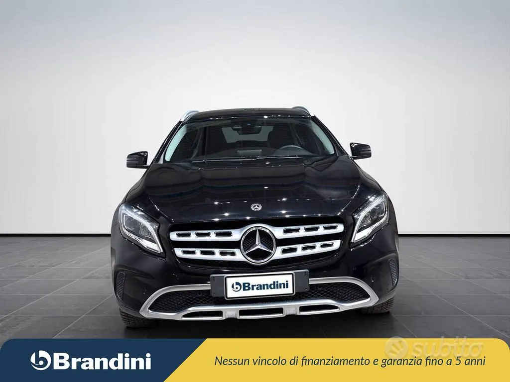 Mercedes-Benz Gla 200 D Sport 2018 photo 3