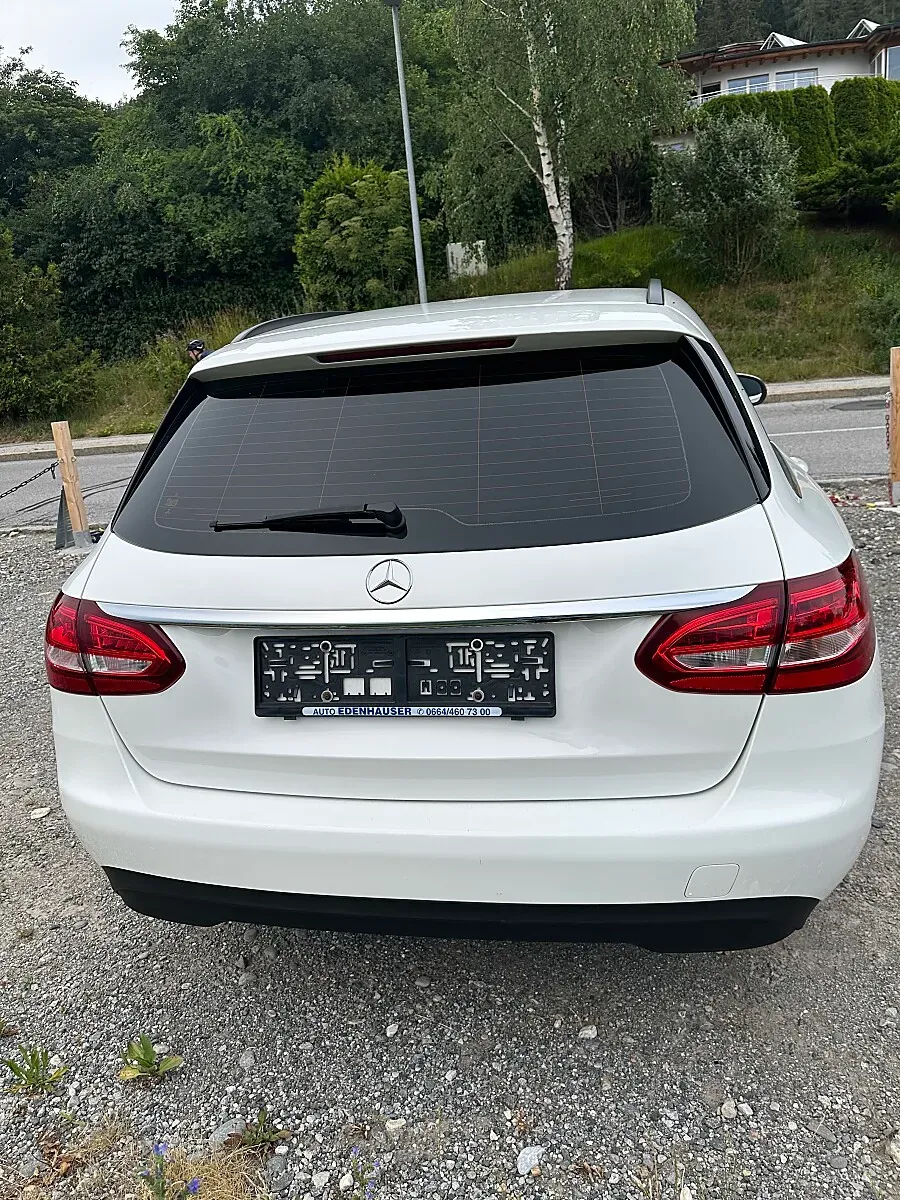 Mercedes-Benz C-Class 2017 photo 2