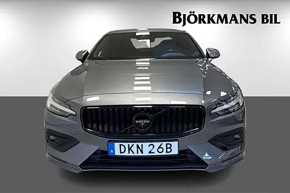Volvo S60 2020 photo 2