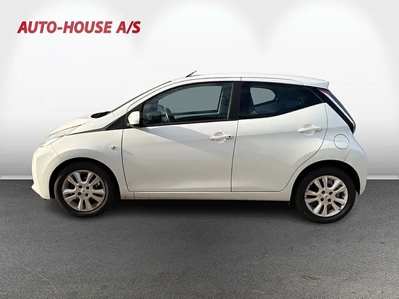 Toyota Aygo 2016 photo 2