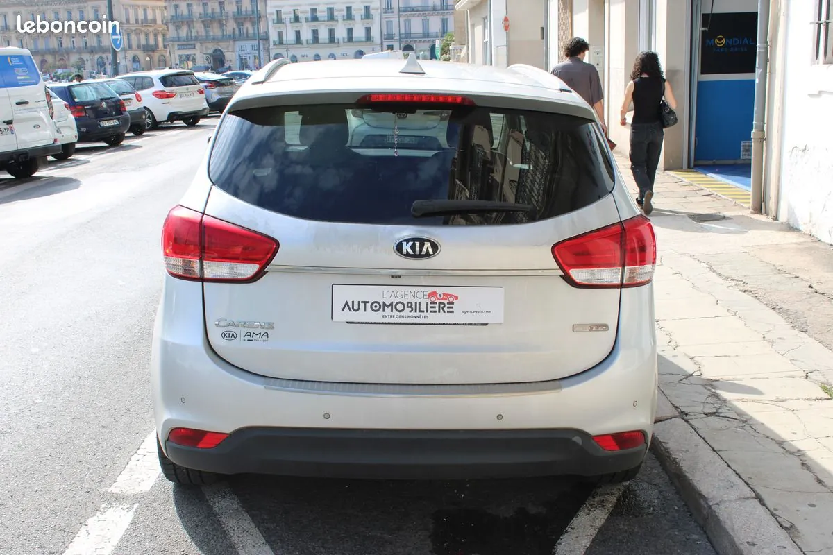 Kia Carens 2016 photo 5