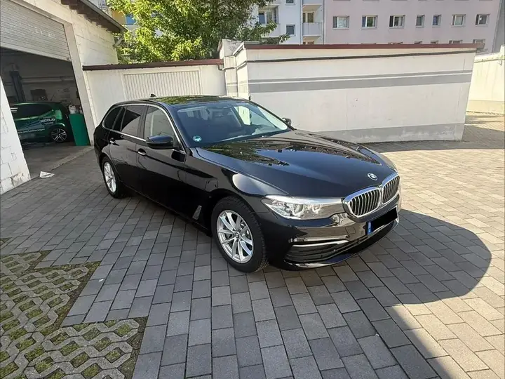 BMW 530I