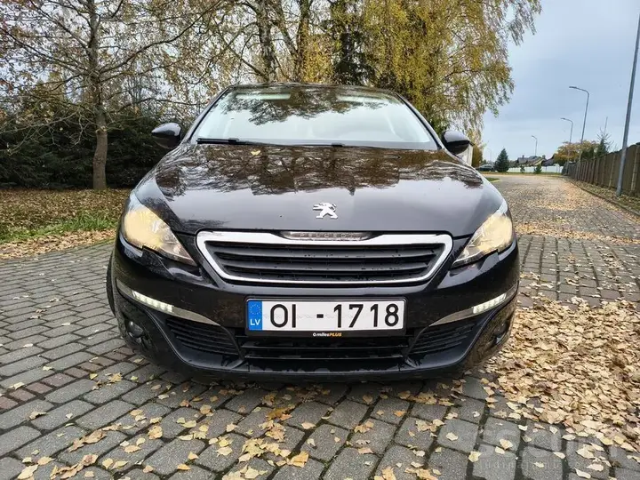 Peugeot 308 2015 photo 5