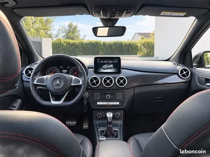 Mercedes-Benz B-Class 2015 photo 3