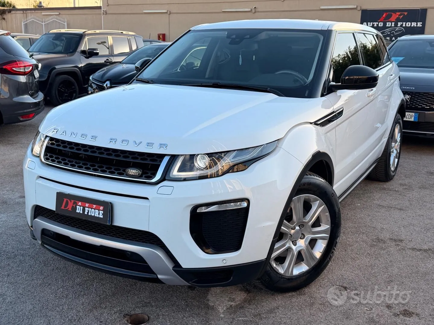 Land Rover Range Rover Evoque 2016 photo 2