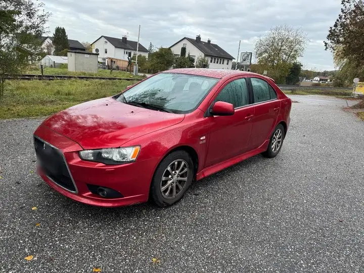 Mitsubishi Lancer
