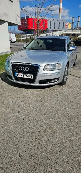 Audi A8 2008 photo 3