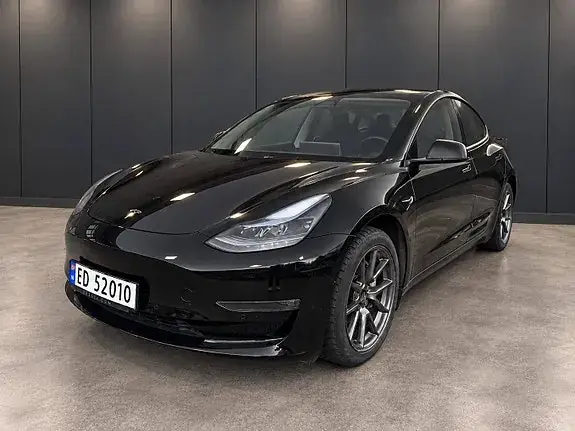 Tesla Model 3 2022 photo 3