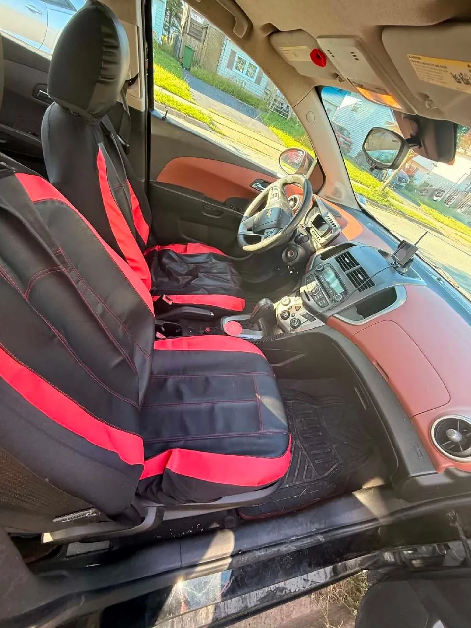 Chevrolet Sonic 2012 photo 4