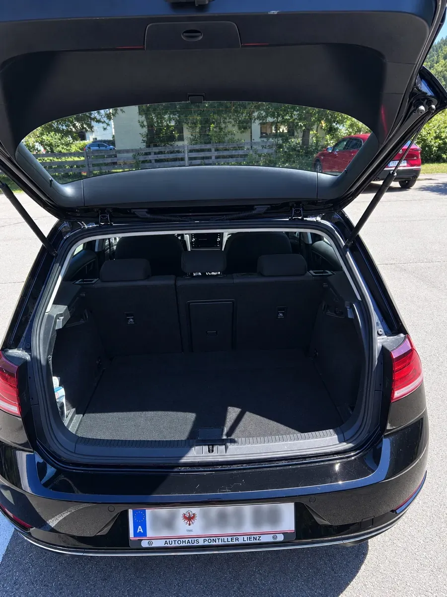 Volkswagen Golf 2017 photo 2